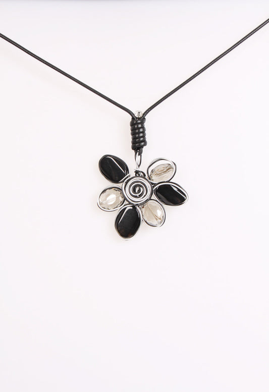 Long Lagen look Twisted Metal two color Stone Necklace