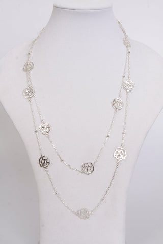 Silver Roses in Balls in Chain