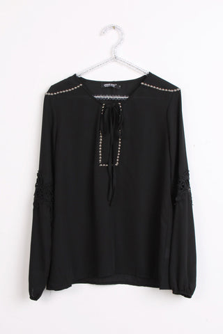 Studded Neck Lace Applique Sleeves Blouse Top