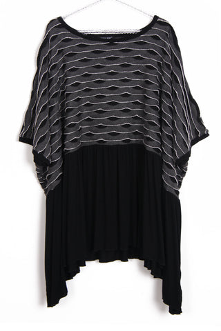 Oversized Scallop Knit Floaty Top