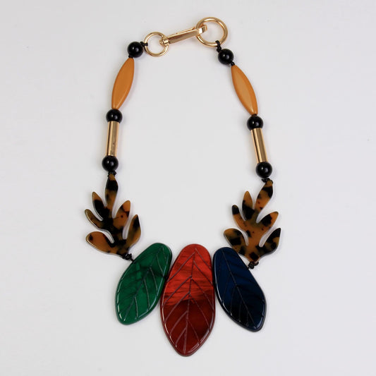 Leaf Patterned Necklace