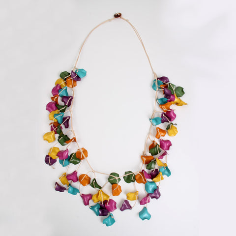 Leafy Patterned Shape Necklace