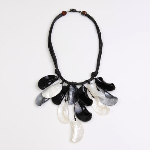 Dangling Ovals In A Chord Short Necklace