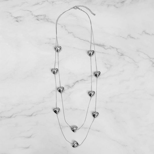 Heats In Long Chain Neckalce