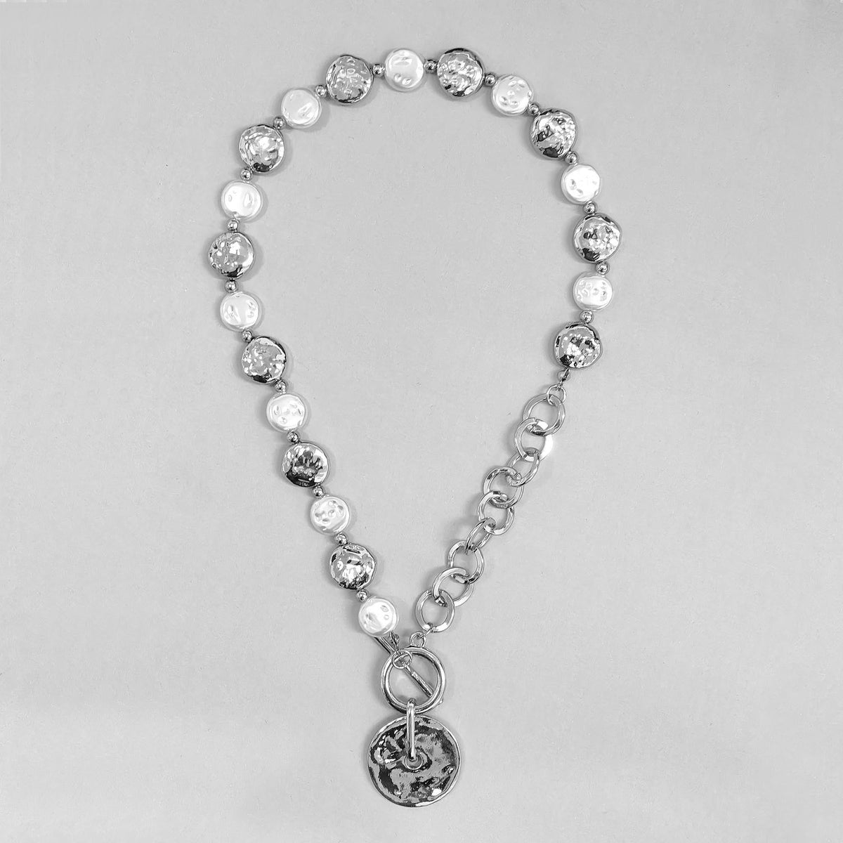 Disk Plate With Chain Short Necklace