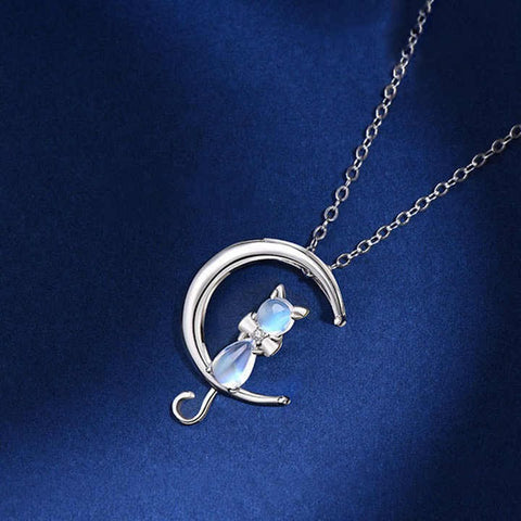 Dainty Moon & Cat Crystal Pendant Necklace – Waterproof & Elegant Fashion Jewelry