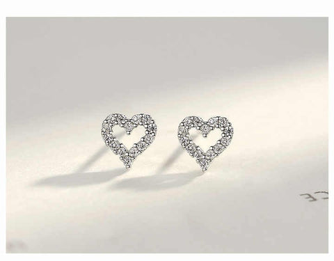 925 Sterling Silver Heart Stud Earrings – Sparkling Cubic Zirconia for Women