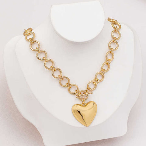 Elegant Custom Love Pendant Necklace – Glossy & Stylish Fashion Jewelry for Women