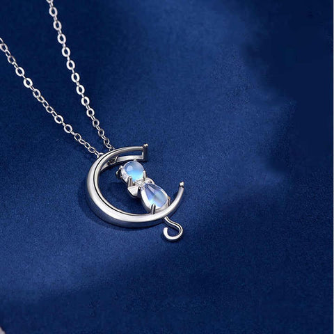Dainty Moon & Cat Crystal Pendant Necklace – Waterproof & Elegant Fashion Jewelry