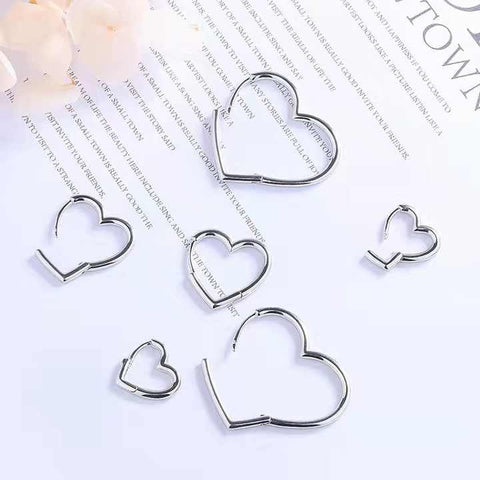 S925 Sterling Silver Heart Hoop Earrings – High-Polished Smooth Finish for Women