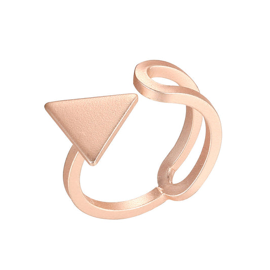 Pressed Triangle Ring Gold