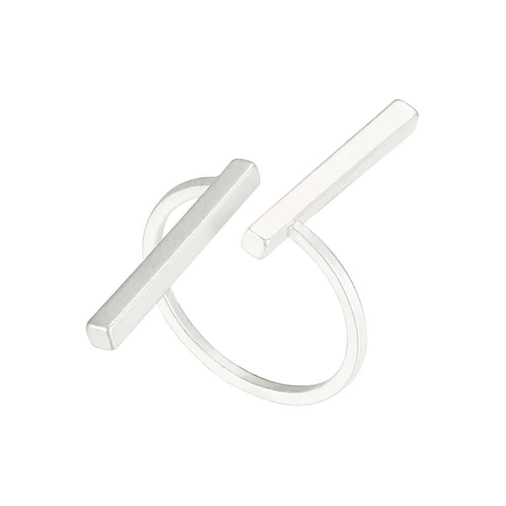 Geometric Slant T Bar Ring