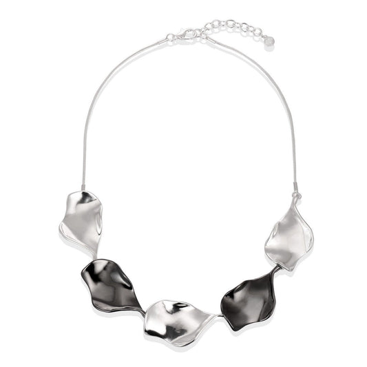 Monochrome Leaf-Shape Necklace