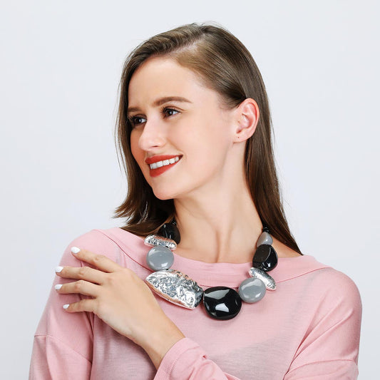 Black Elegance Statement Necklace